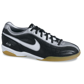 nike women's indoor soccer shoes