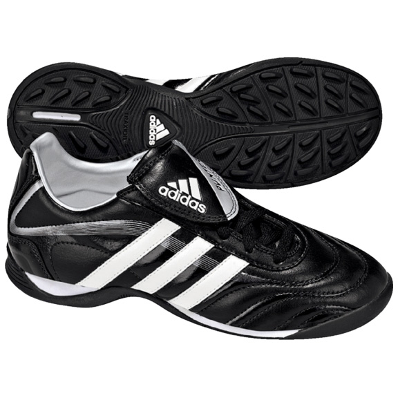 adidas puntero soccer shoes