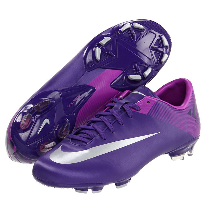 girls purple soccer cleats